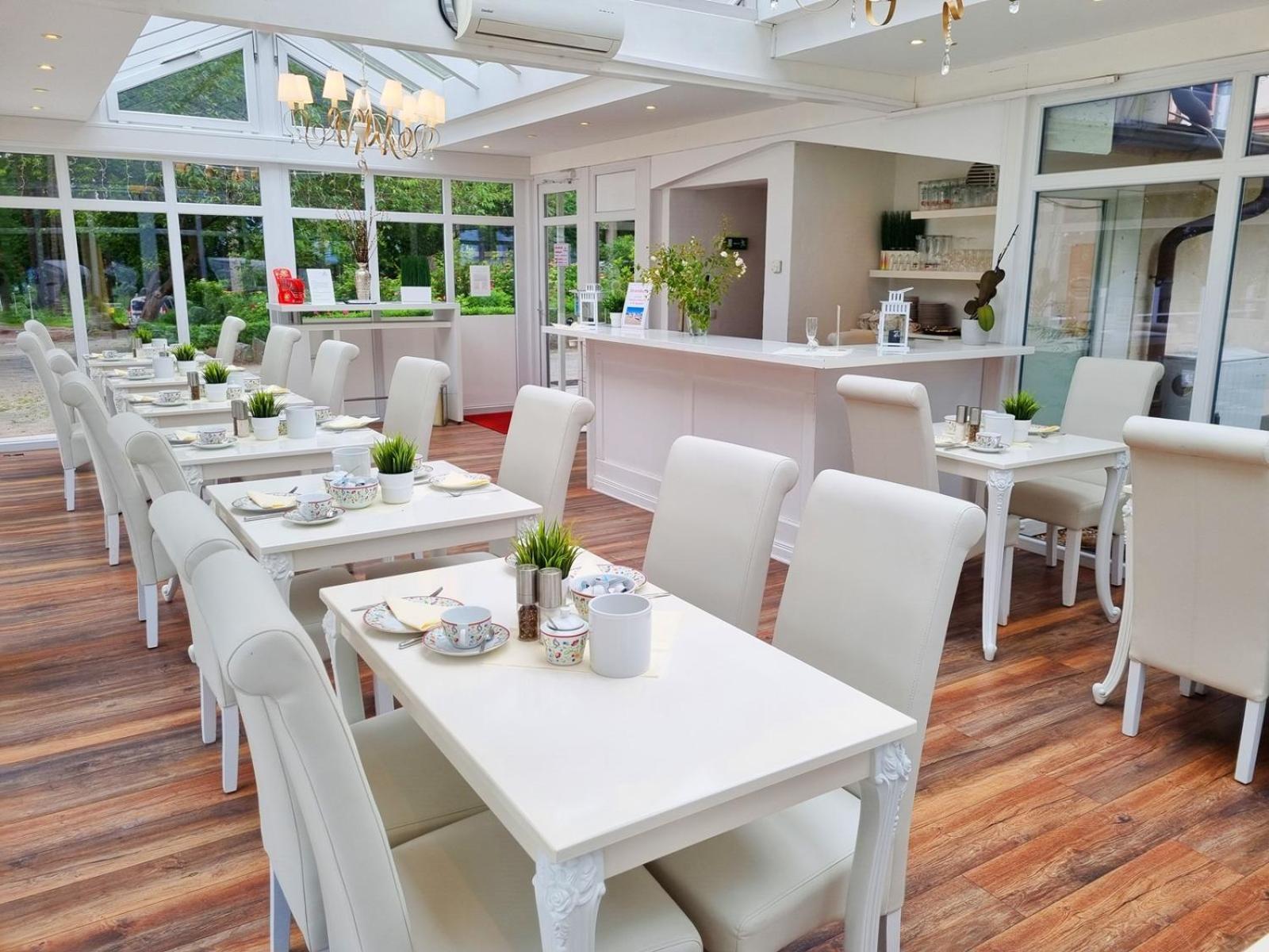 Strandhotel Lindequist Sellin  المظهر الخارجي الصورة
